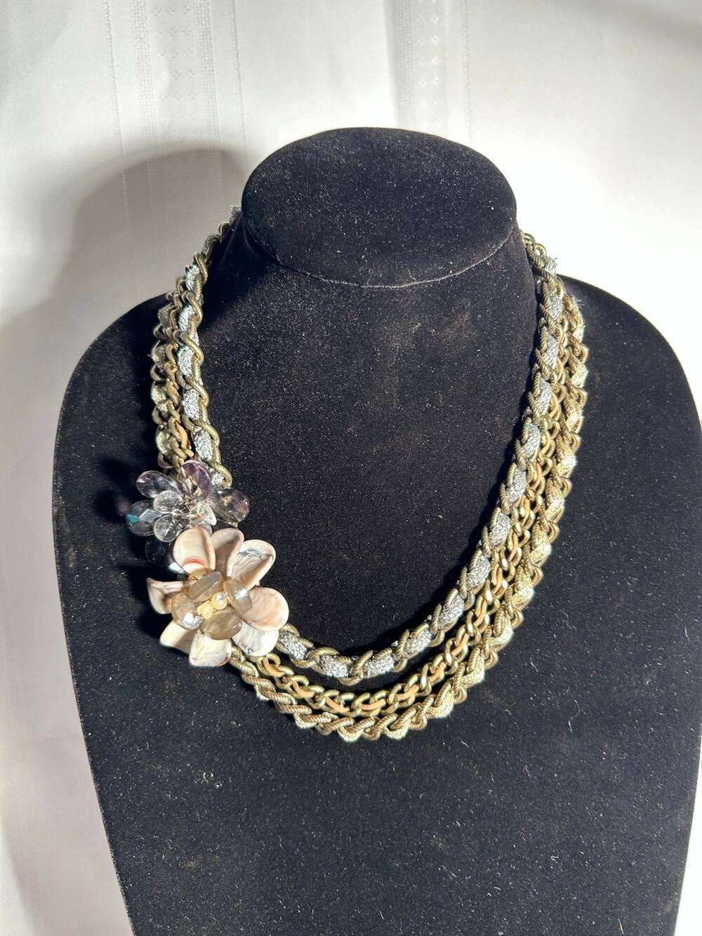 Layered Choker Necklace Resin Flower Accents Faceted Beads Gray Silver Tone 20"
